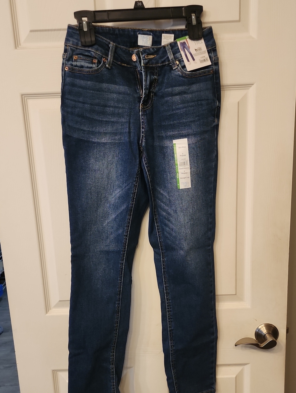Time and Tru Women's Straight Leg Jeans - Dark Blue Wash